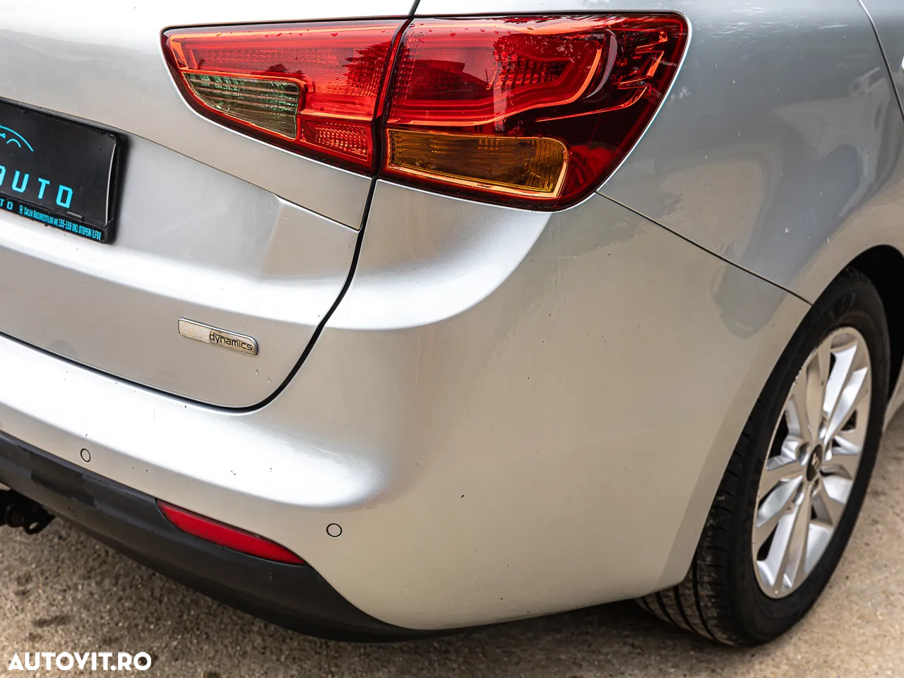 Kia Ceed - 38