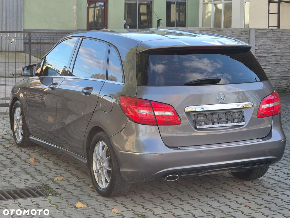 Mercedes-Benz Klasa B 200 BlueEFFICIENCY EDITION 1 - 7