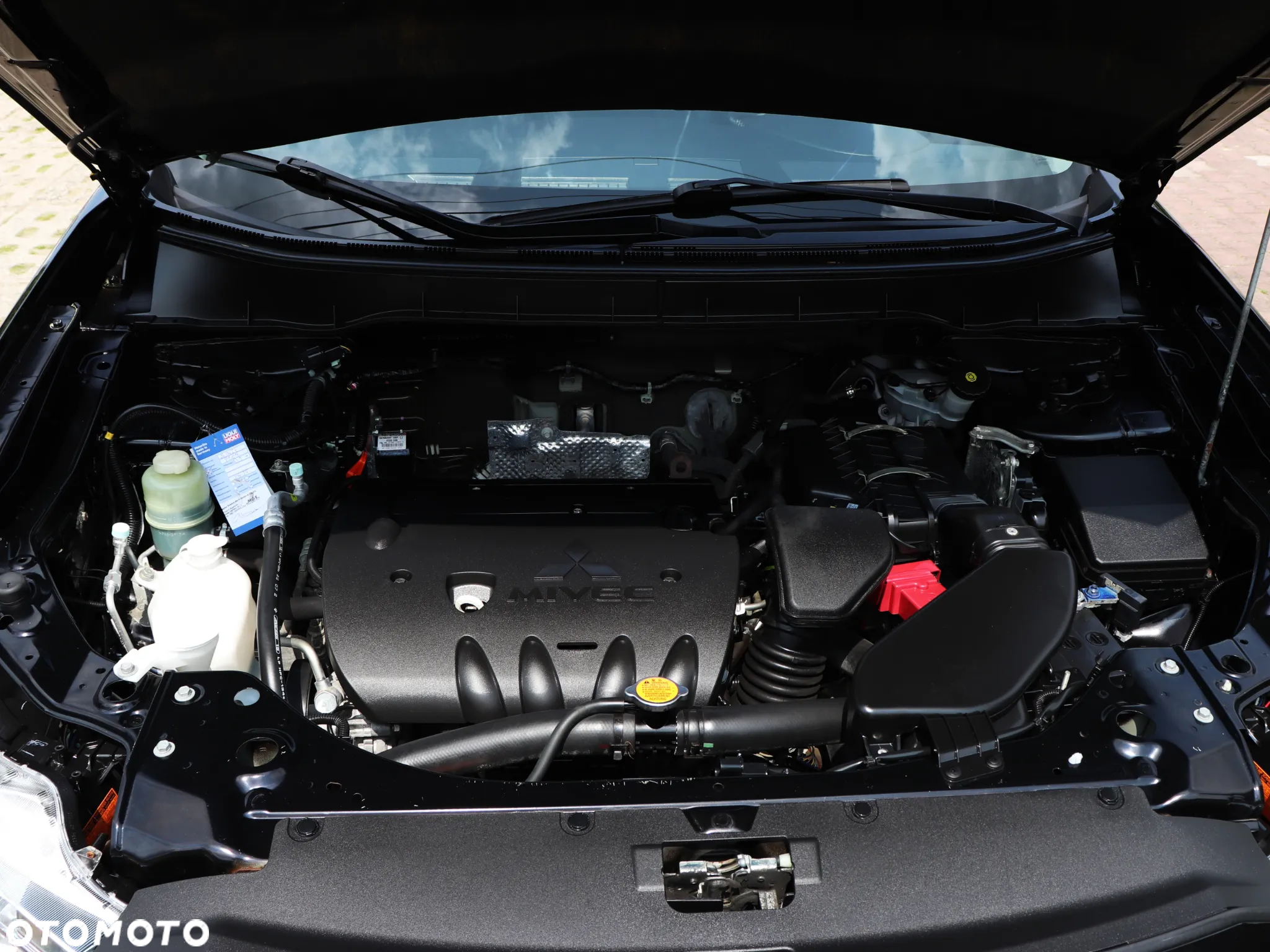 Mitsubishi Outlander 2.0 Intense 2WD - 33