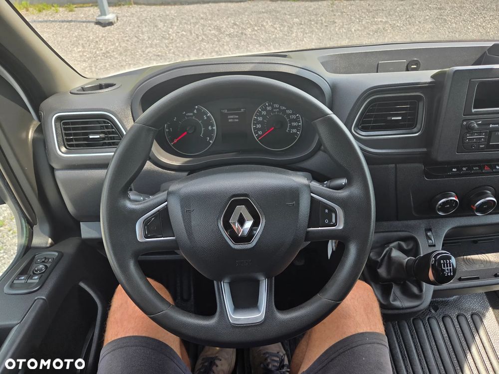 Renault Master - 18