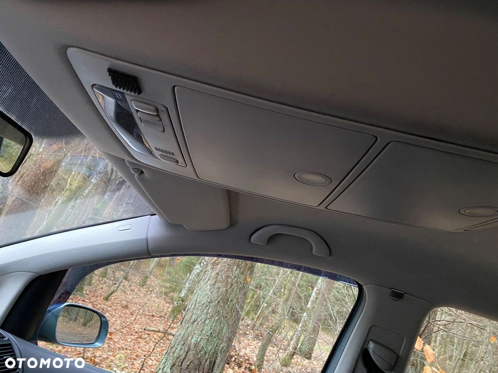 Volkswagen Touran 1.9 TDI - 12