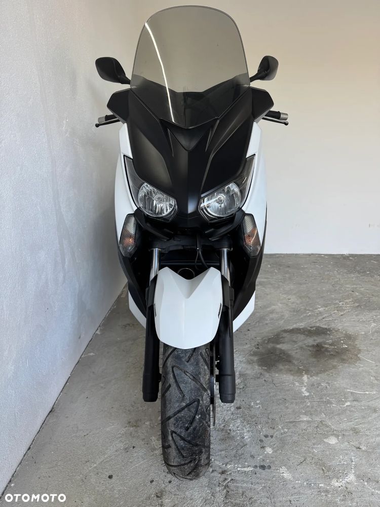 Yamaha X-max - 26