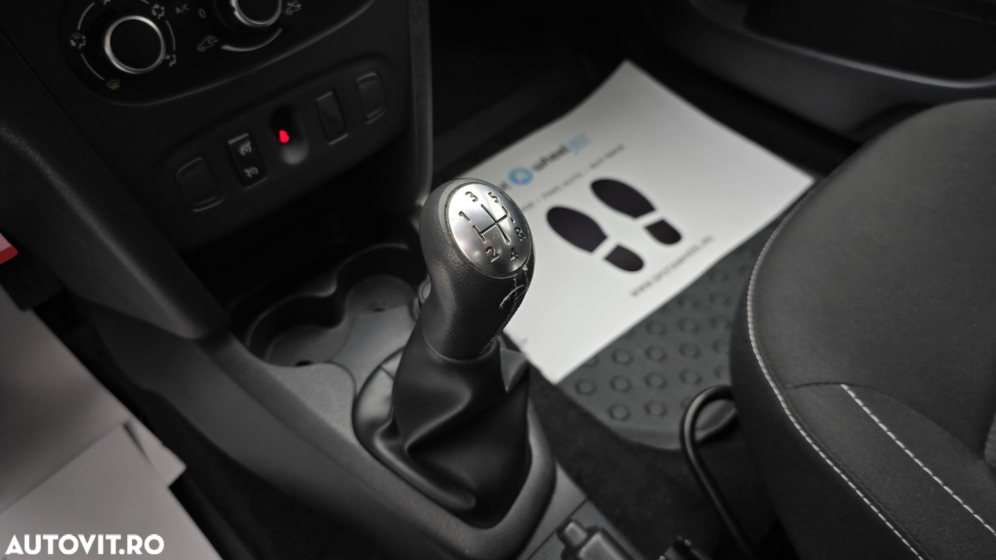 Dacia Logan 1.5 Blue dCi Laureate - 17