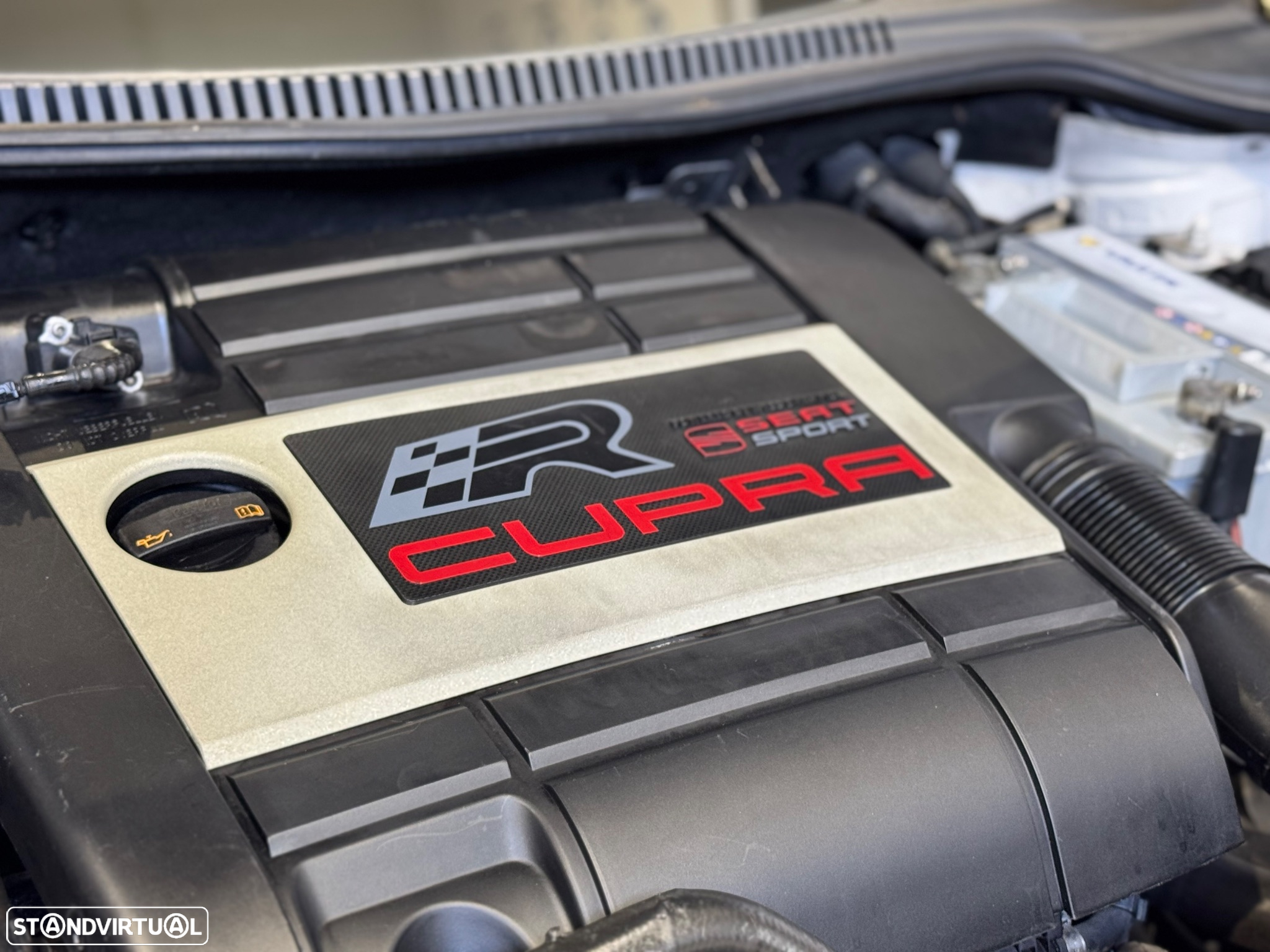 SEAT Leon 2.0 TSI Cupra R - 8