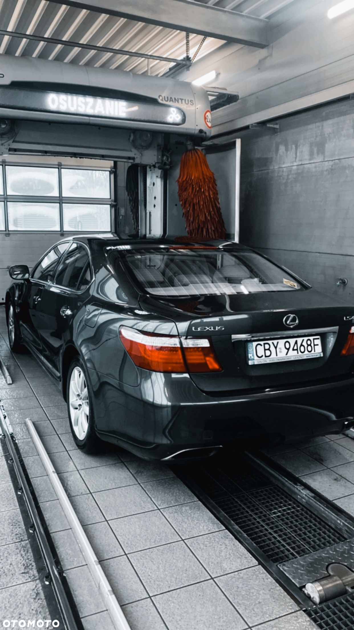 Lexus LS - 7