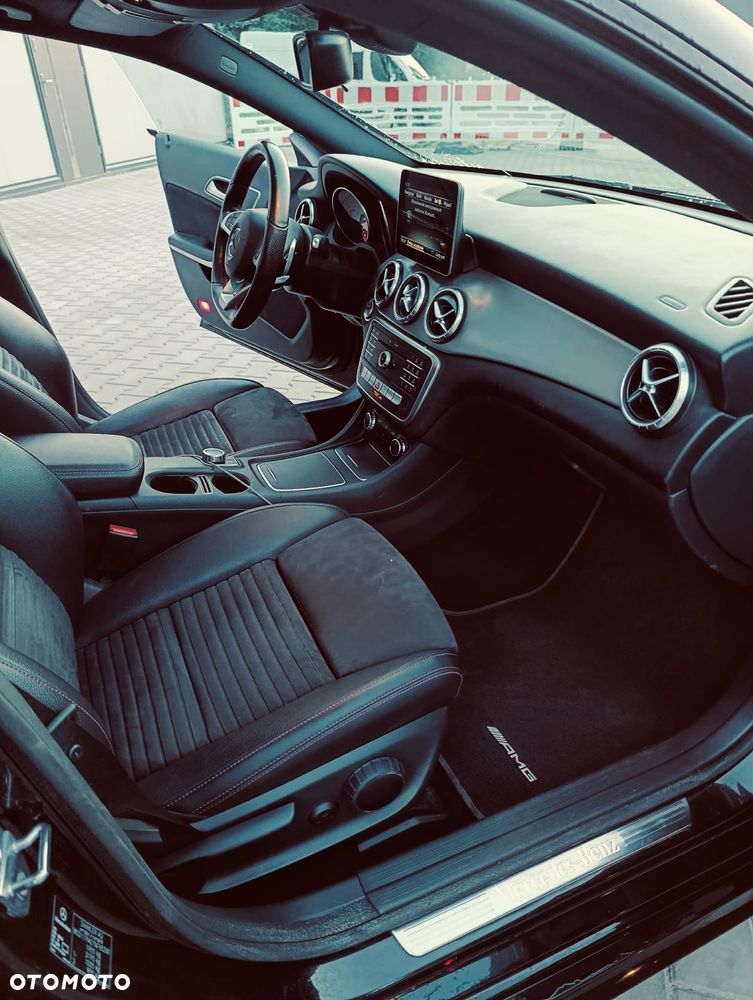 Mercedes-Benz CLA 180 7G-DCT AMG Line - 9
