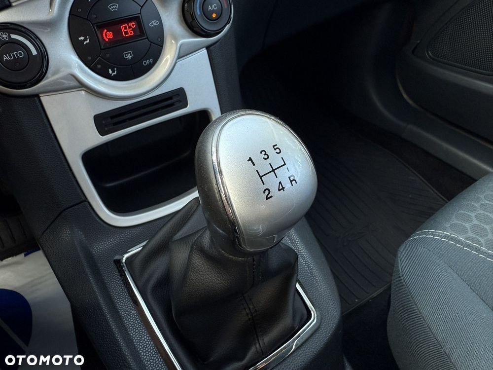 Ford Fiesta 1.6 Ti-VCT Sport - 27
