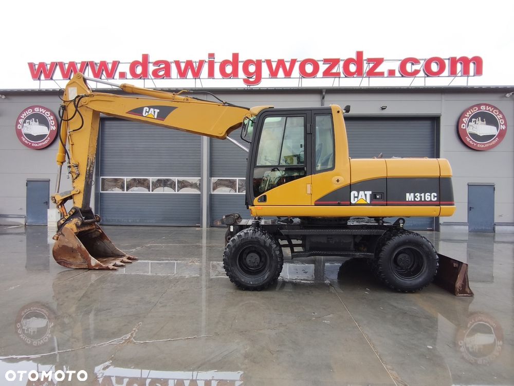 Caterpillar M316C - 3