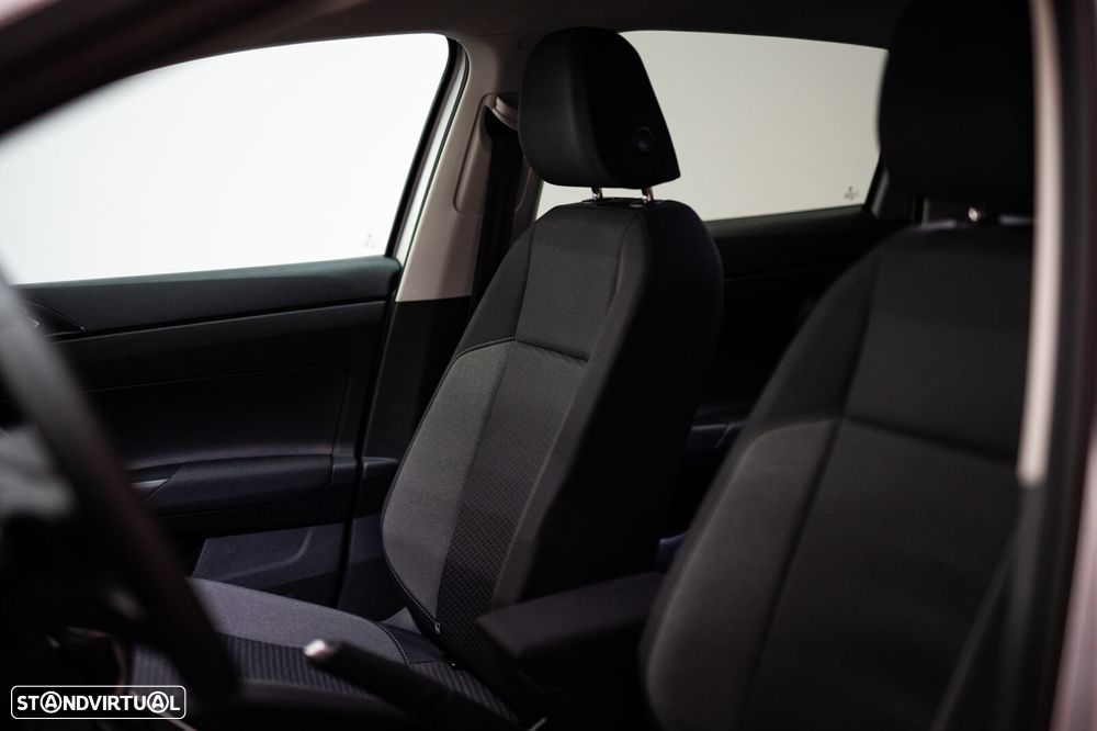 VW Golf 1.0 TSI Life - 10