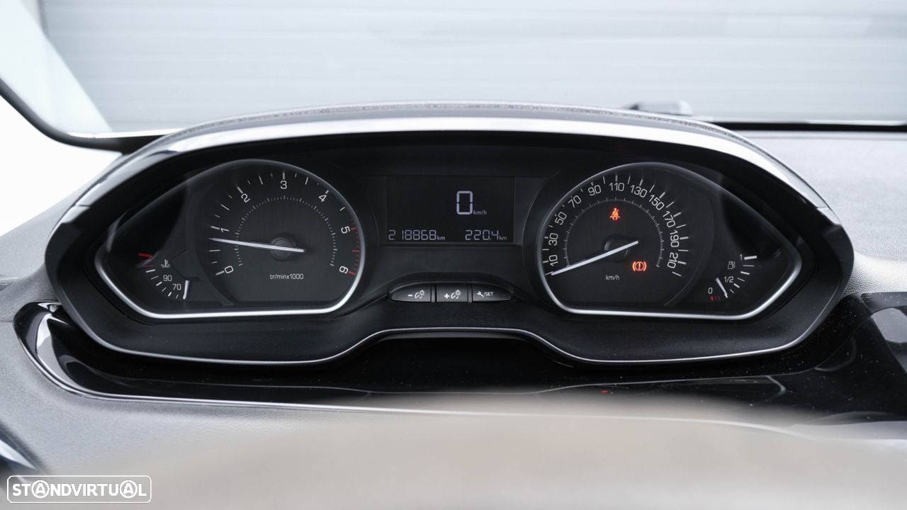 Peugeot 208 1.6 e-HDi Active - 5