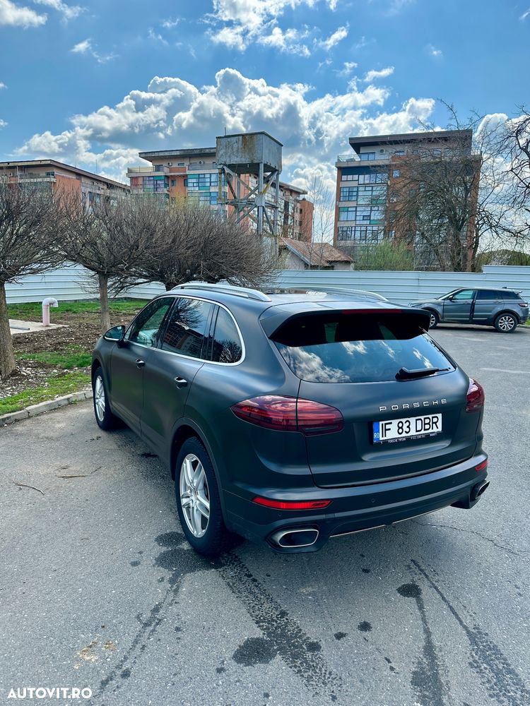 Porsche Cayenne Tiptronic S - 5