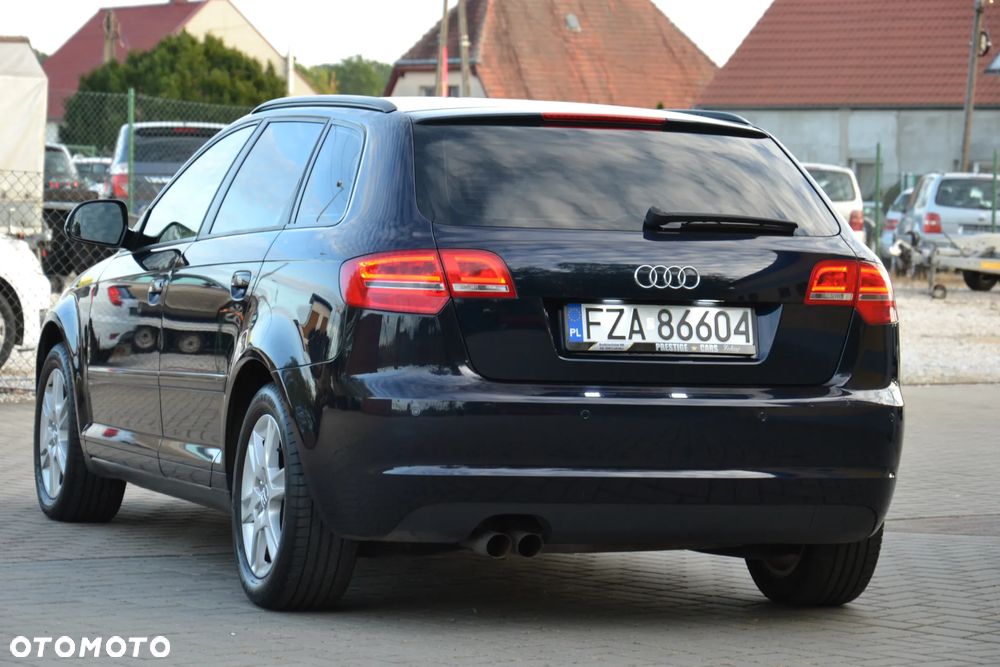 Audi A3 Sportback 1.4 TFSI Attraction - 12