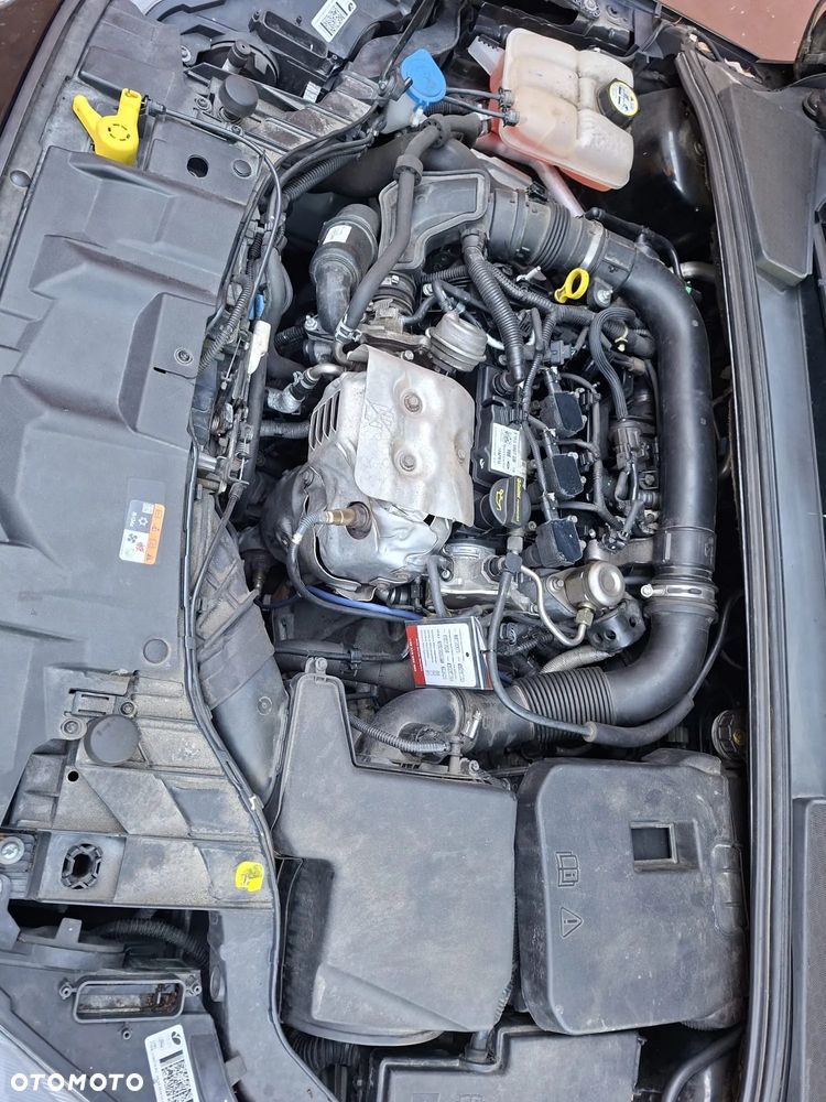 Ford Focus 1.0 EcoBoost Titanium - 26