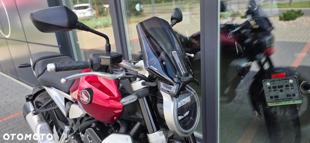 Honda CB - 8