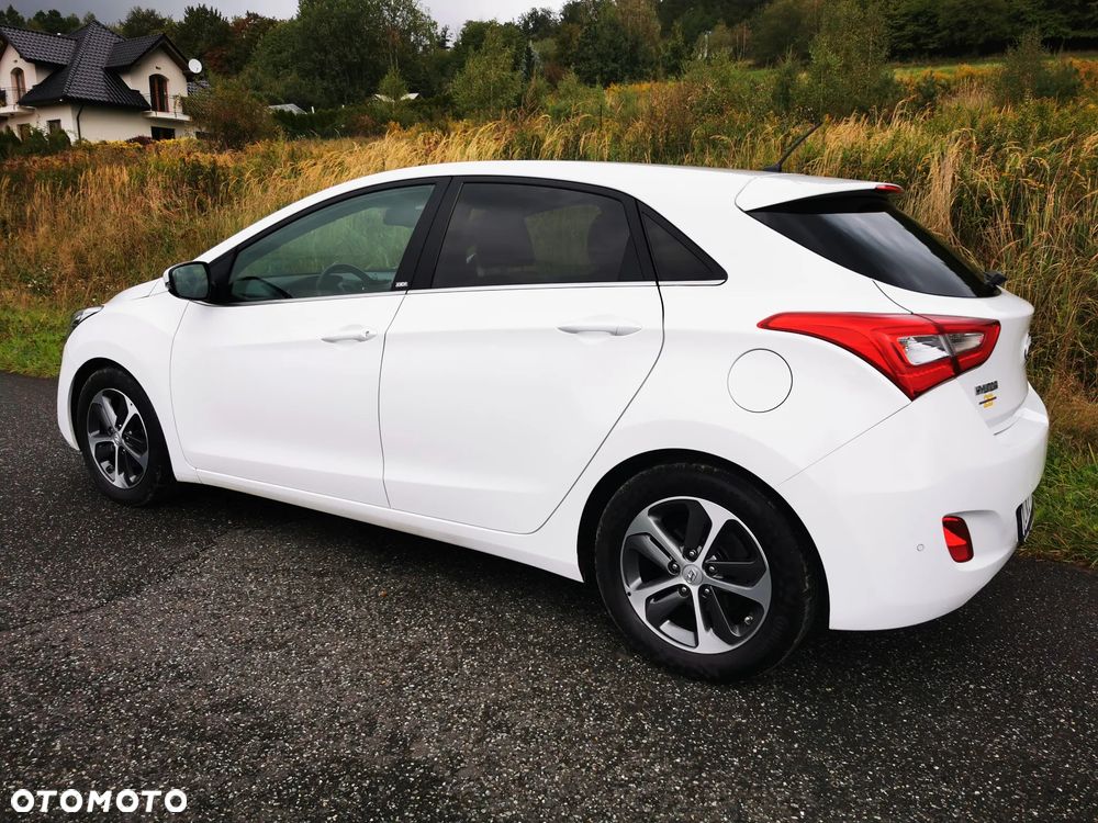 Hyundai i30 1.4 GO Plus - 11