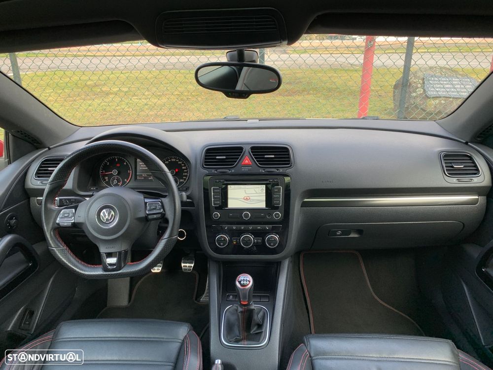 VW Scirocco 2.0 TDI GTD - 37
