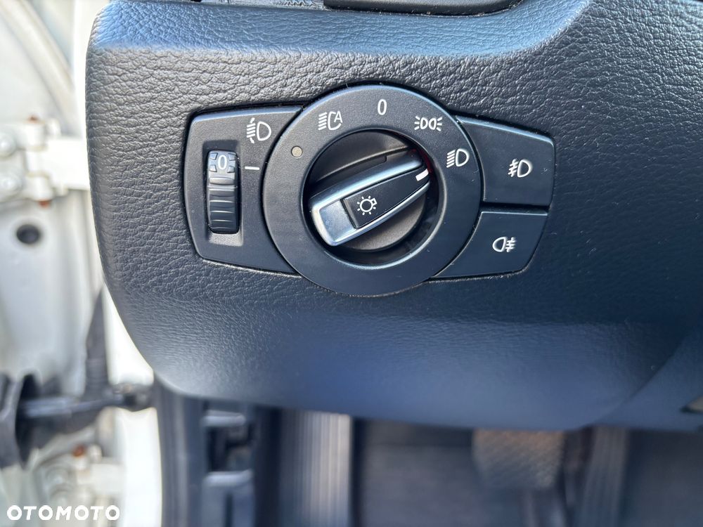 BMW X1 sDrive18d - 25