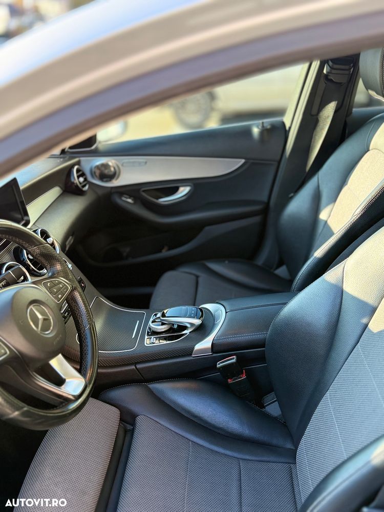 Mercedes-Benz C - 8