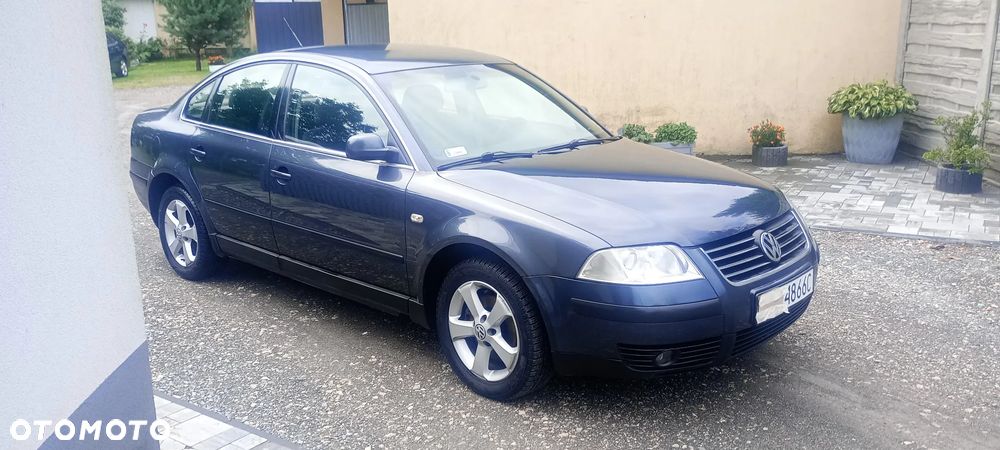 Volkswagen Passat 1.9 TDI Comfortline - 2