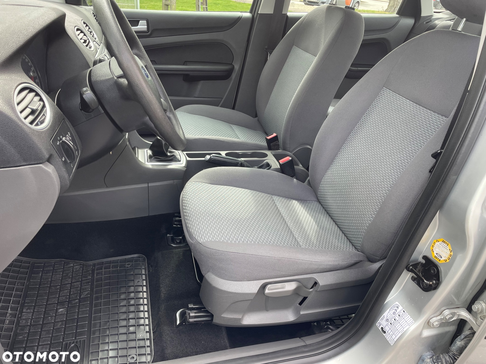 Ford Focus 1.4 Ambiente - 11