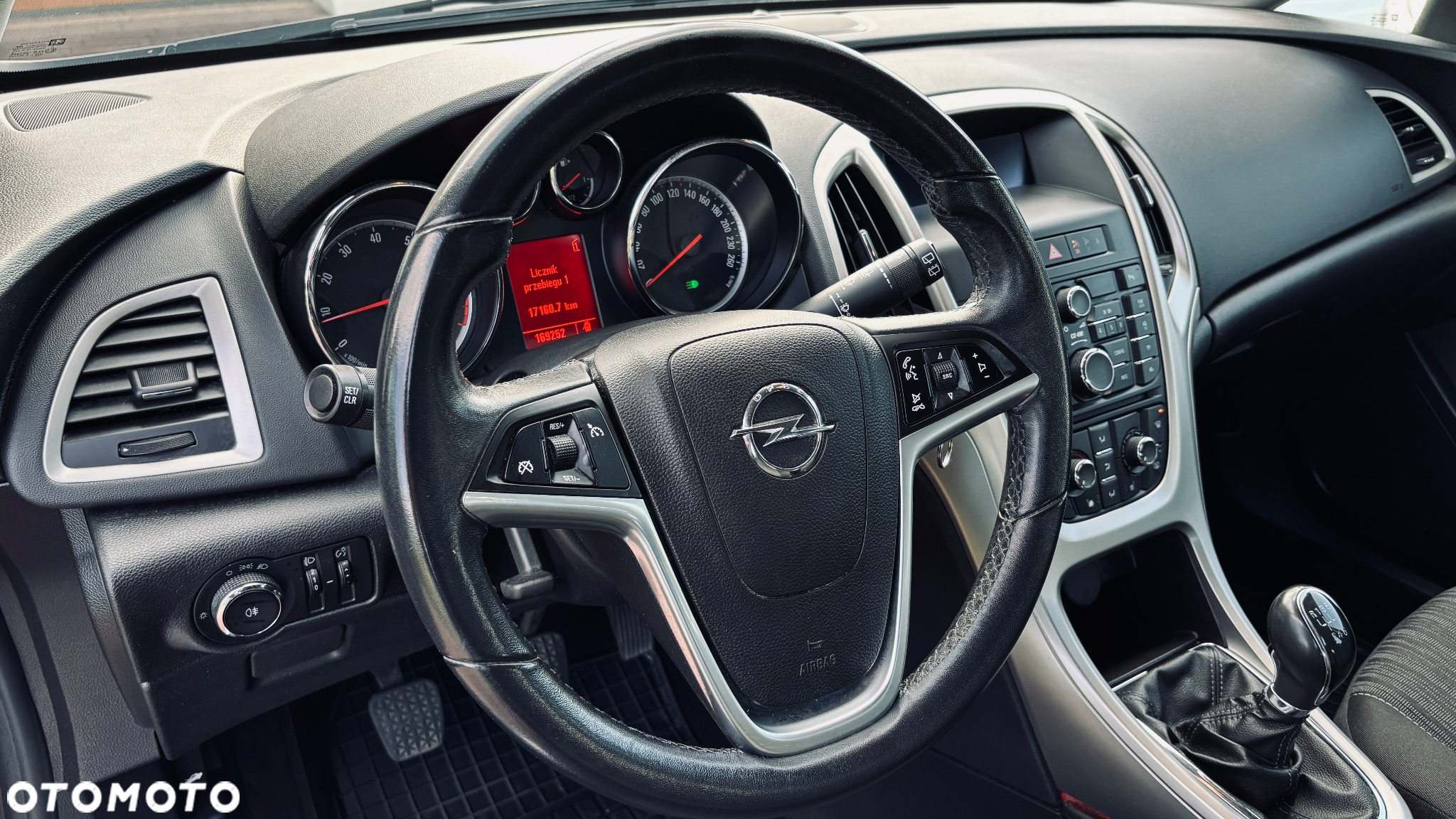 Opel Astra 1.4 Turbo Exklusiv - 21