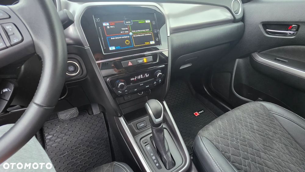 Suzuki Vitara 1.5 Dualjet Hybrid AGS Comfort+ - 24