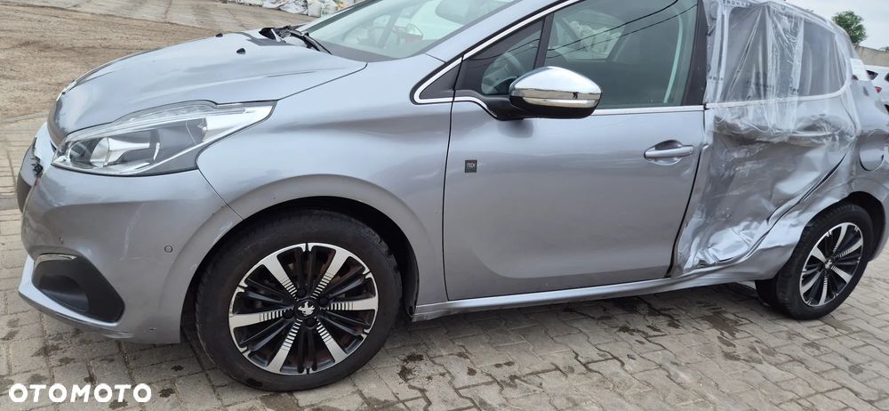 Peugeot 208 1.2 PureTech Access - 10