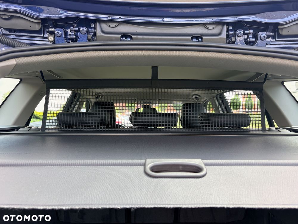 BMW Seria 3 320d Luxury Line - 12