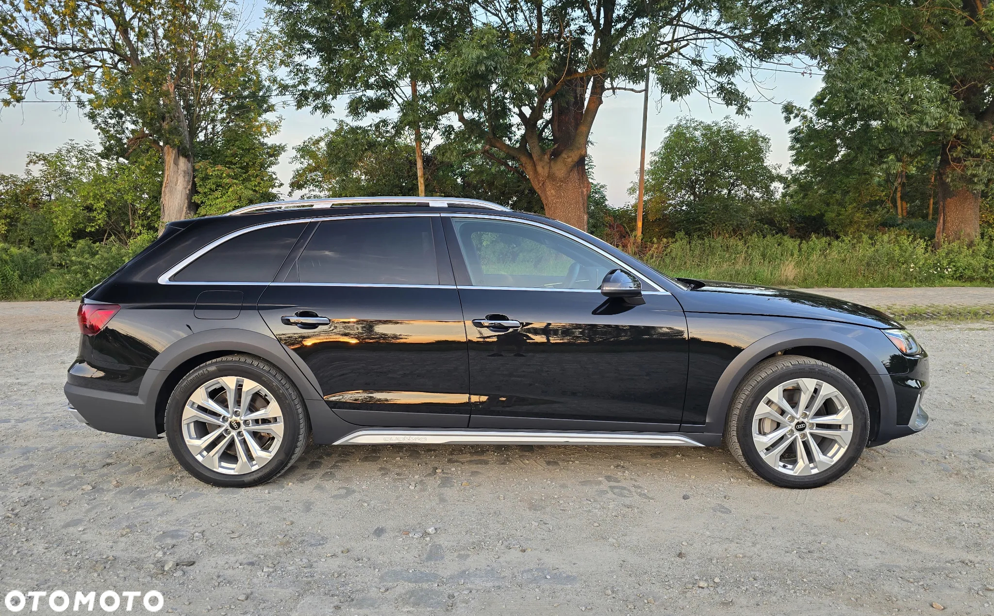 Audi A4 Allroad quattro 45 TFSI S tronic - 4