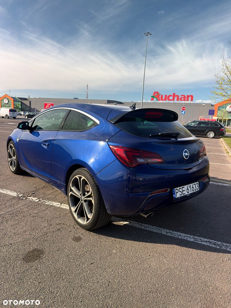 Opel Astra 2.0 CDTI ecoFLEX Start/Stop - 2