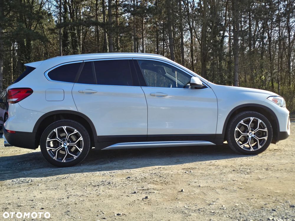 BMW X1 xDrive25i GPF xLine - 8