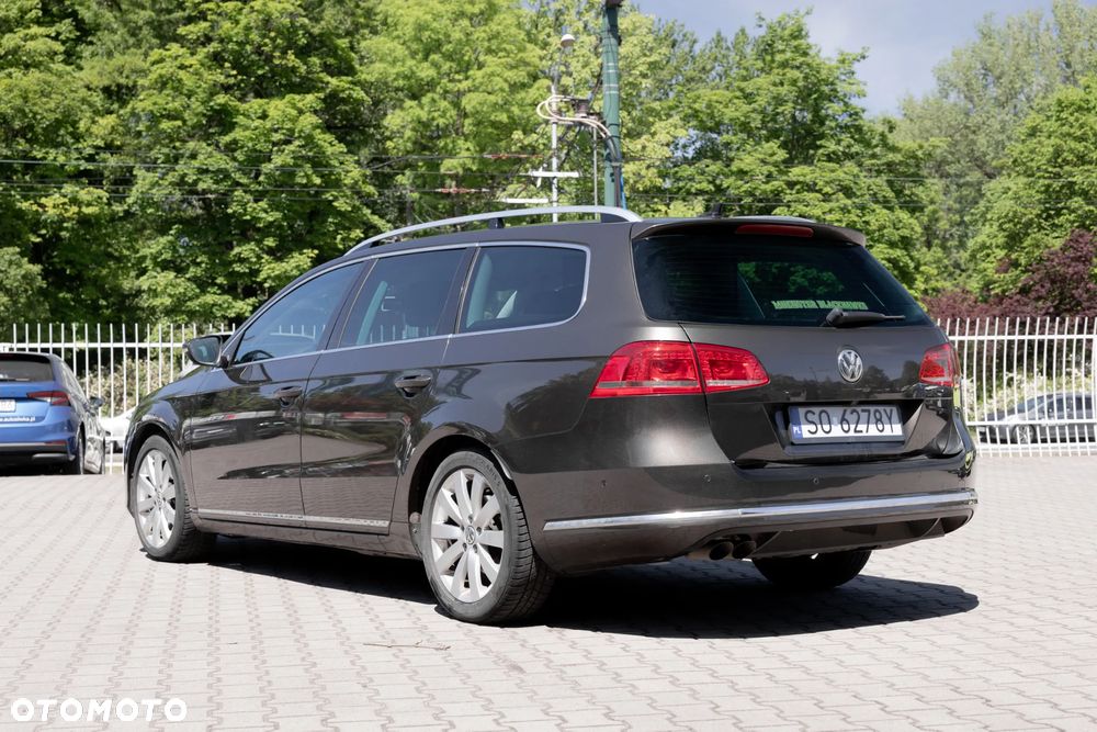 Volkswagen Passat 2.0 TDI DSG BlueMotion Technology Exclusive - 6