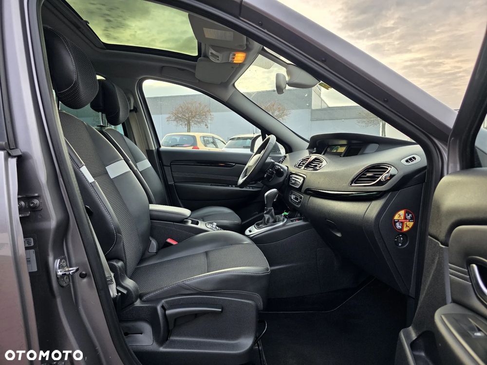 Renault Grand Scenic 2.0 16V 140 CVT Bose Edition - 15