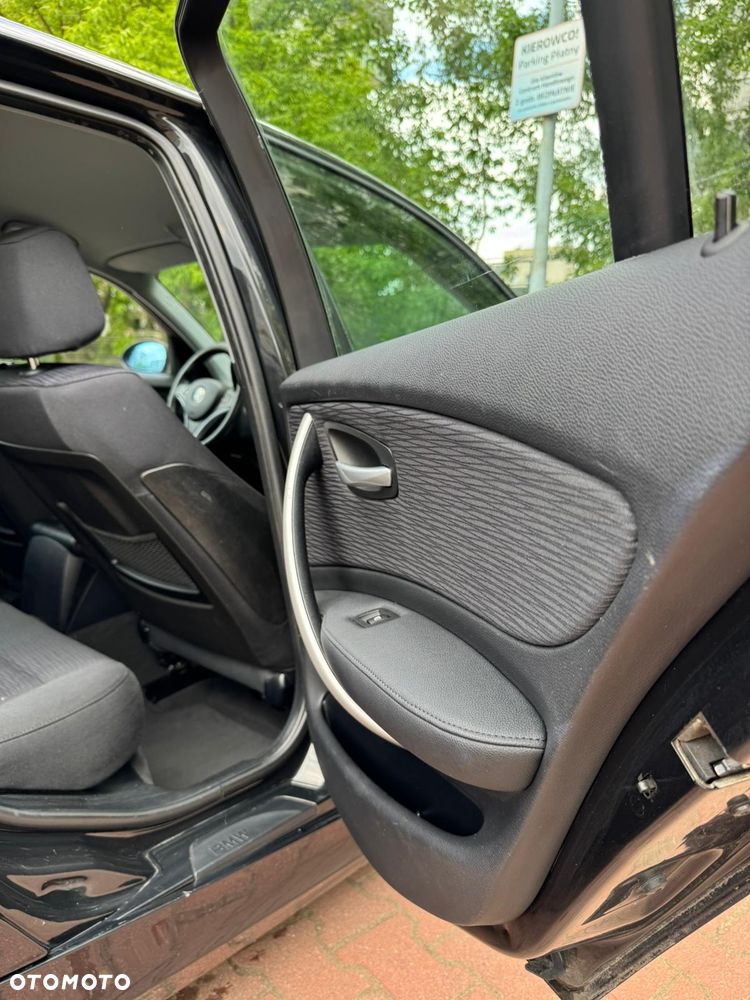 BMW Seria 1 118d - 11