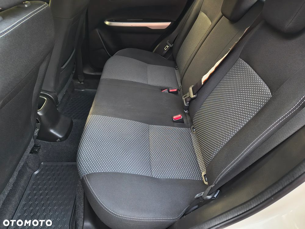 Suzuki Vitara 1.6 Premium 2WD - 18