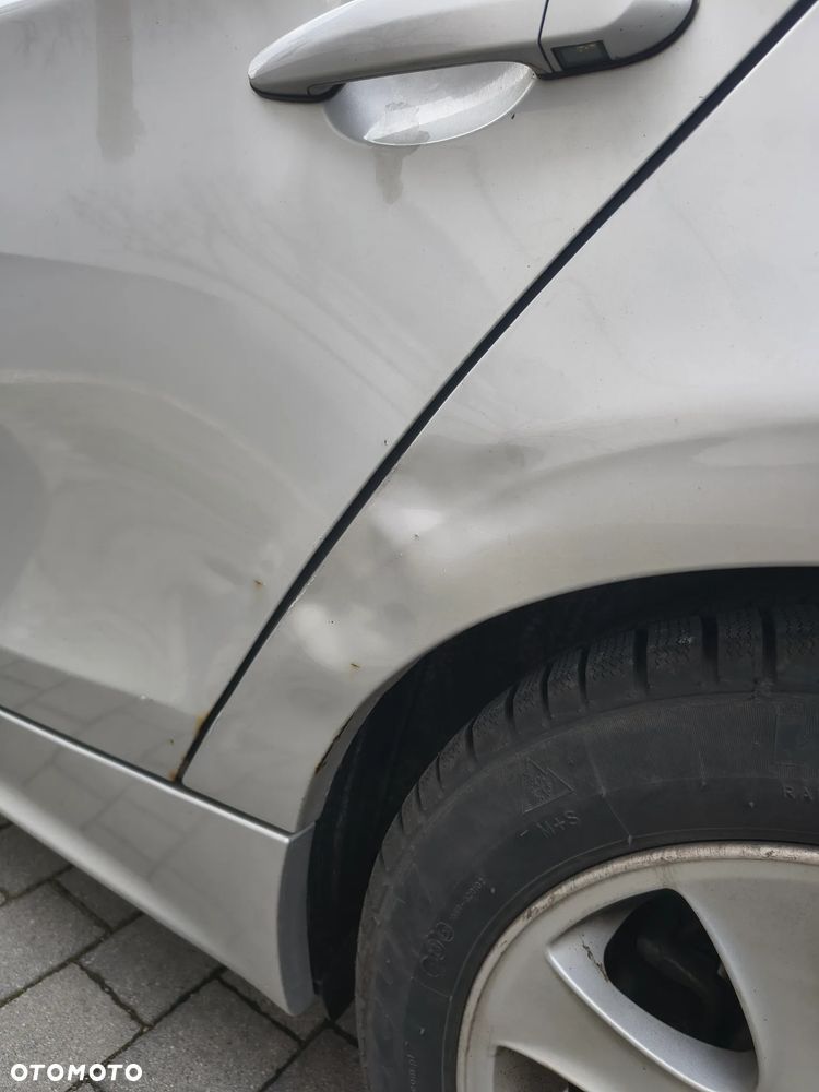 BMW Seria 1 118d - 11