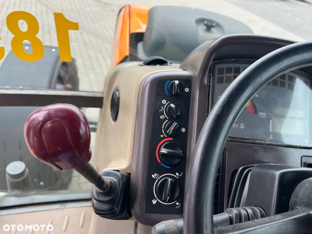 Renault Ares 630 RZ - 15