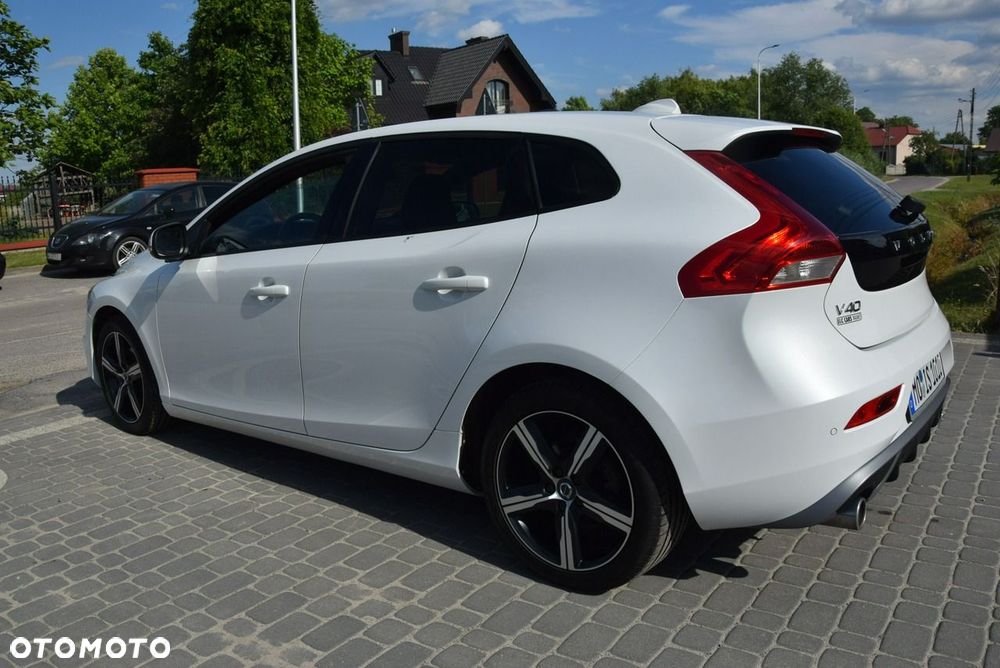 Volvo V40 D2 Kinetic - 13