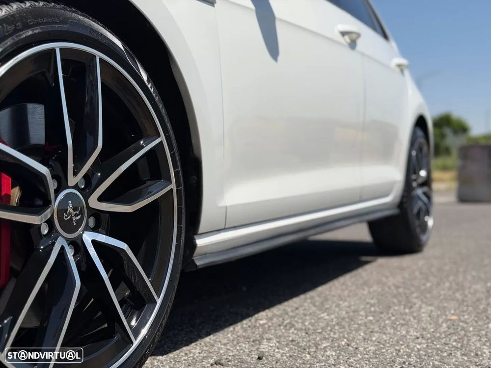VW Golf 2.0 TSi GTi DSG Performance - 23