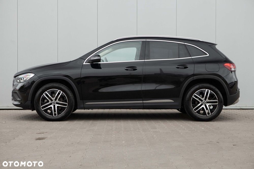Mercedes-Benz GLA 200 mHEV Progressive 7G-DCT - 13