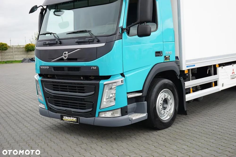 Volvo FM / 330 / E 6 / CHŁODNIA + WINDA / 23 PALETY / OŚ SKRĘTNA / DŁ 9,4 M - 34
