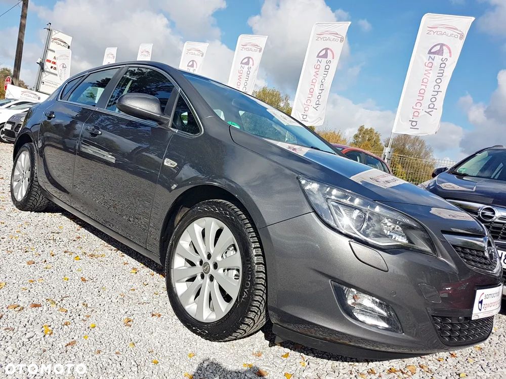 Opel Astra 1.4 Turbo Cosmo - 3