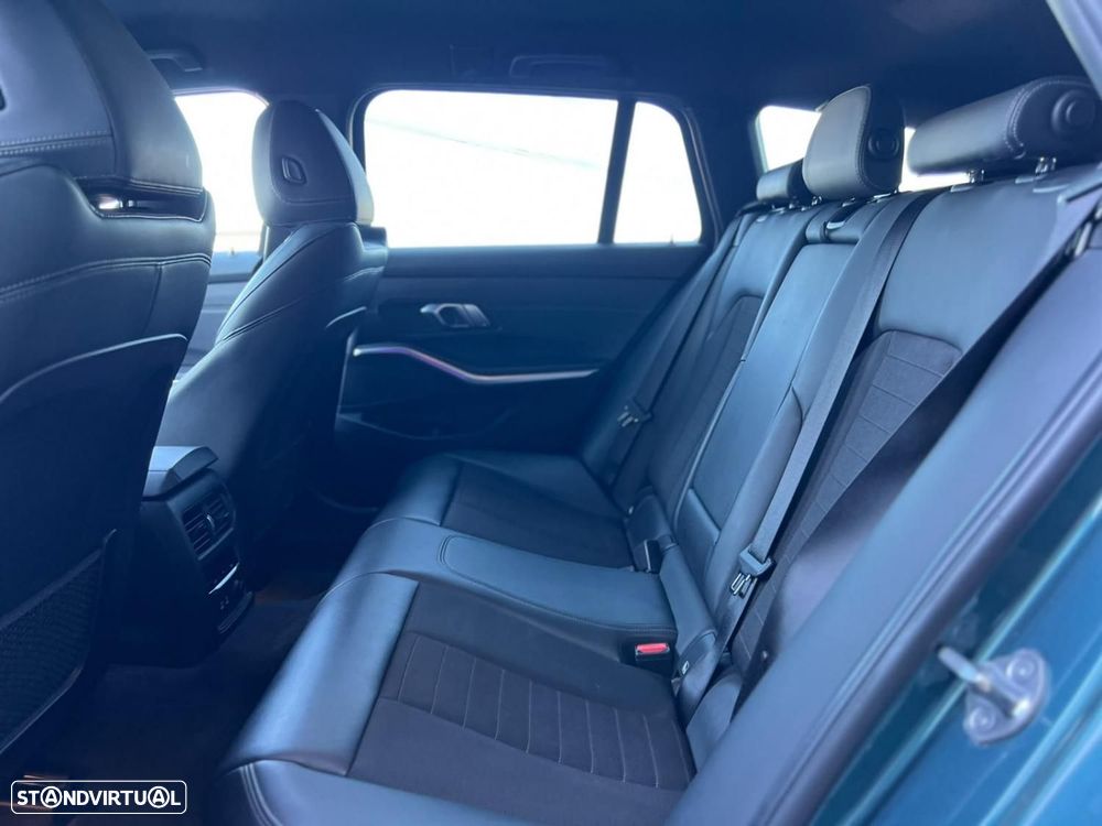 BMW 320 d Auto - 9