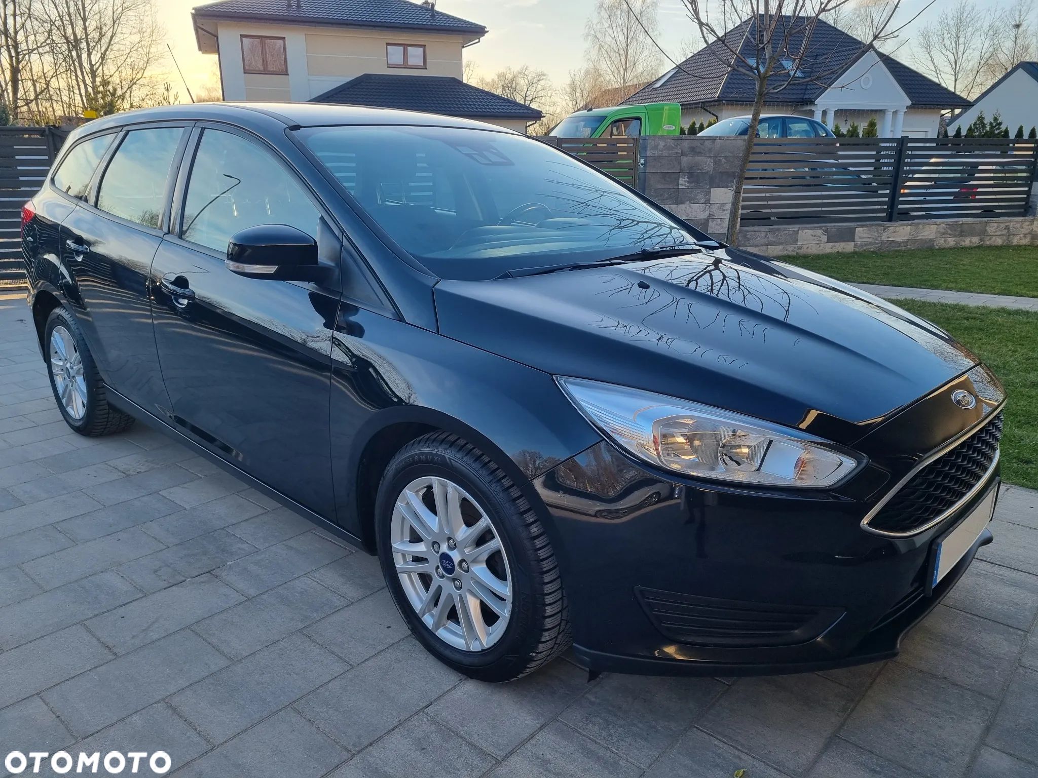 Ford Focus 1.5 EcoBlue Start-Stopp-System COOL&CONNECT - 1