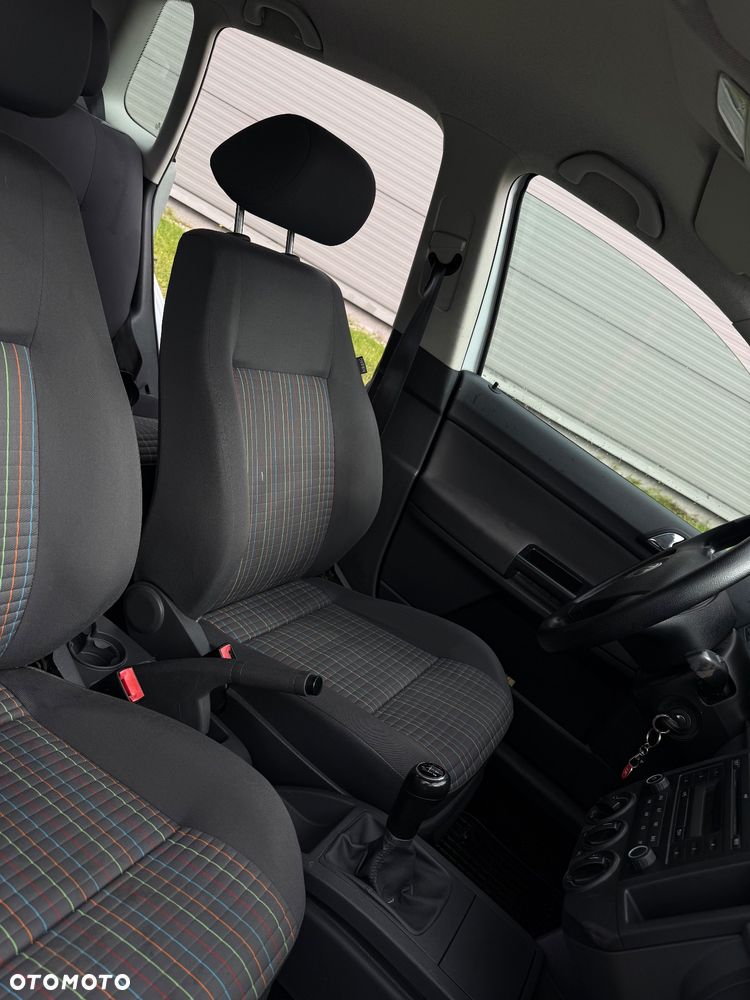 Volkswagen Polo 1.2 MATCH - 15