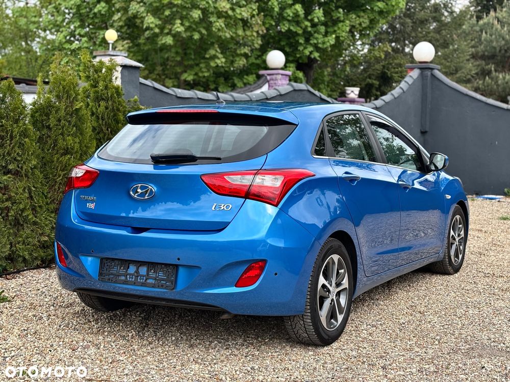 Hyundai i30 blue 1.6 GDI YES Gold - 5