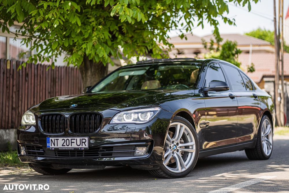 BMW Seria 7 740d Edition Exclusive - 1