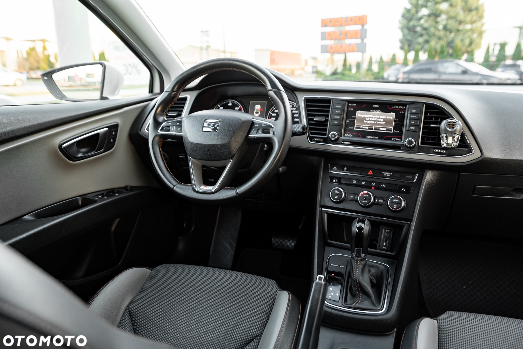 Seat Leon ST 2.0 TDI Start&Stop 4Drive DSG X-Perience - 26
