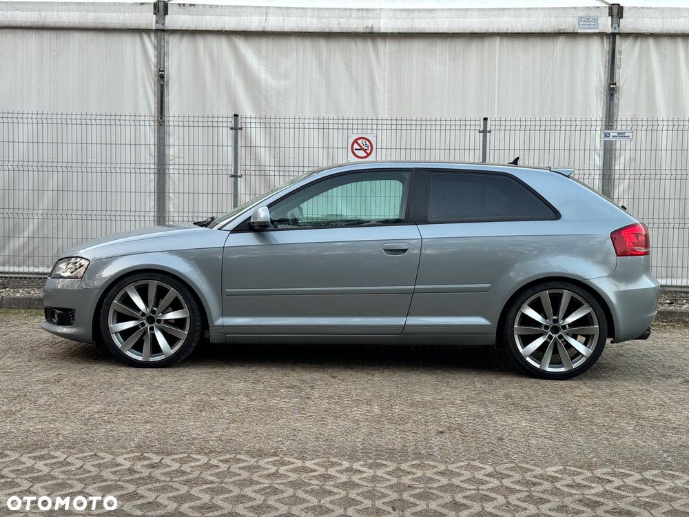 Audi A3 3-drzwiowe 2.0 TDI DPF Ambition - 4