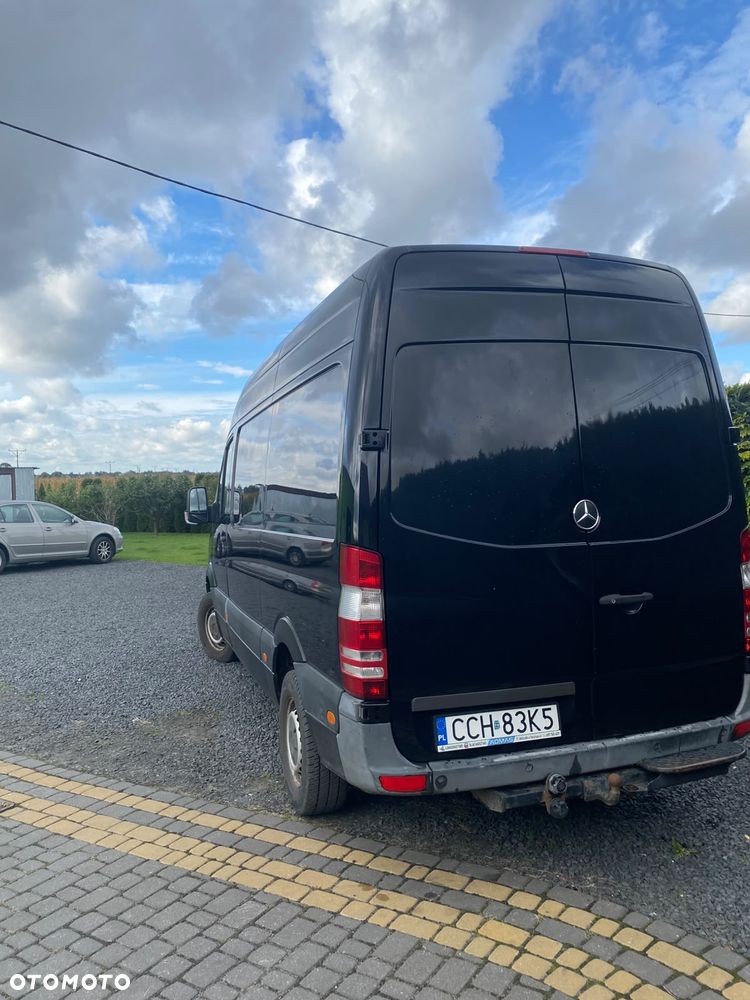 Mercedes-Benz Sprinter - 4